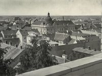 Panorama, pogled na Donji grad sa Strossmayerovog šetališta (uspinjača desno) 1913. godine. Iz albuma slika hrvatskih gradova Vinka Šafara